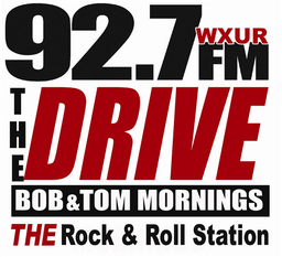 Logo de WXUR 92.7 The Drive