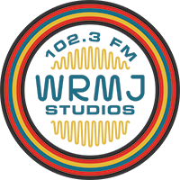 Logo de WRMJ 102.3 FM
