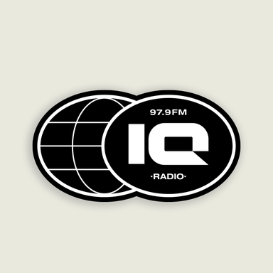 Logo de IQ 97.9 FM